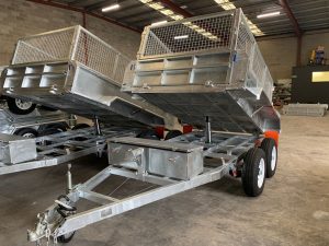 tipping trailer in garage