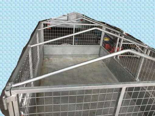 cage trailer with bar