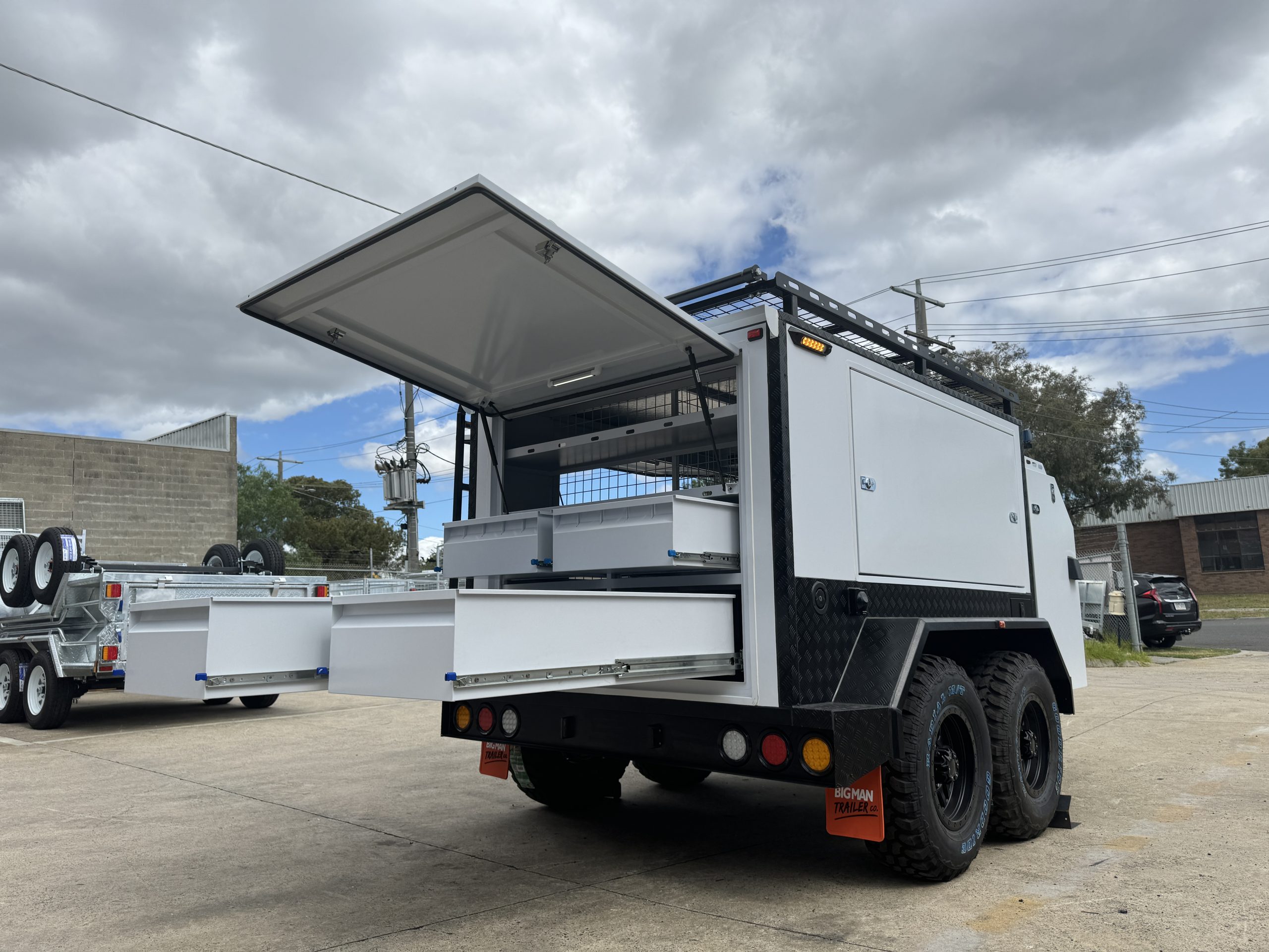 8x5 Carpentry Trailer – Matte White - Image 4
