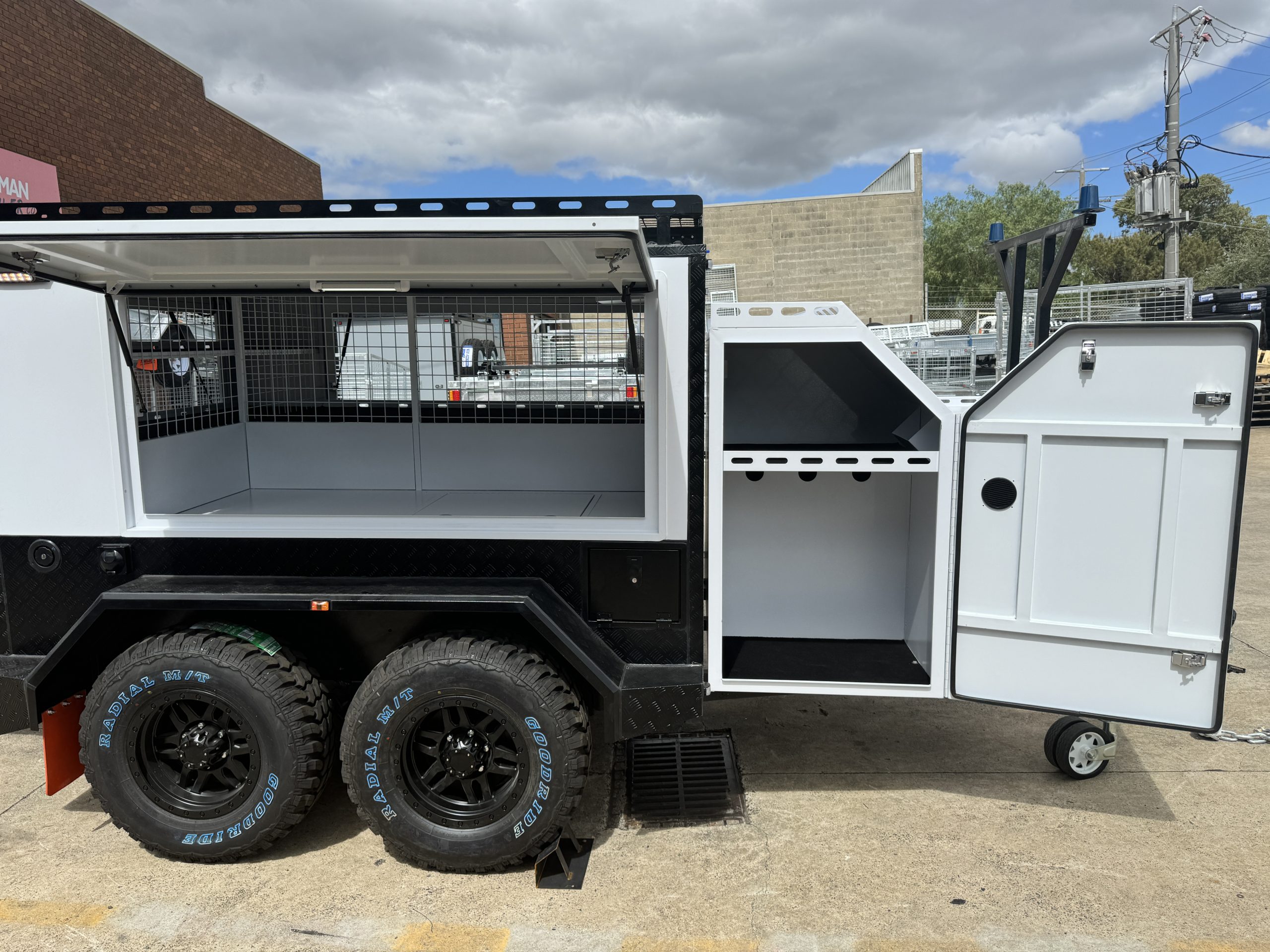 8x5 Carpentry Trailer – Matte White - Image 9