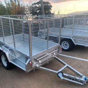 Single axle box trailers