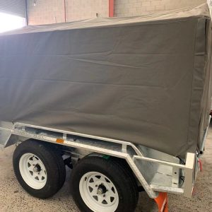 box trailer with cover