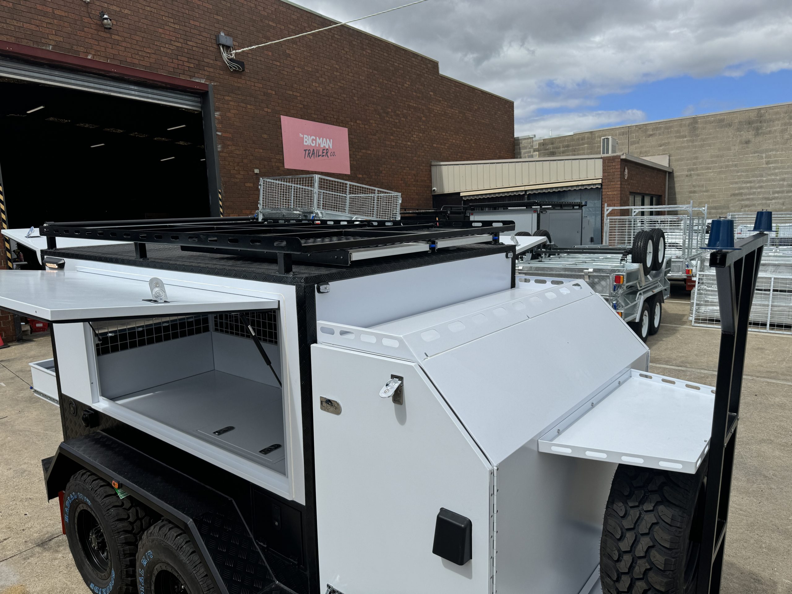 8x5 Carpentry Trailer – Matte White - Image 15